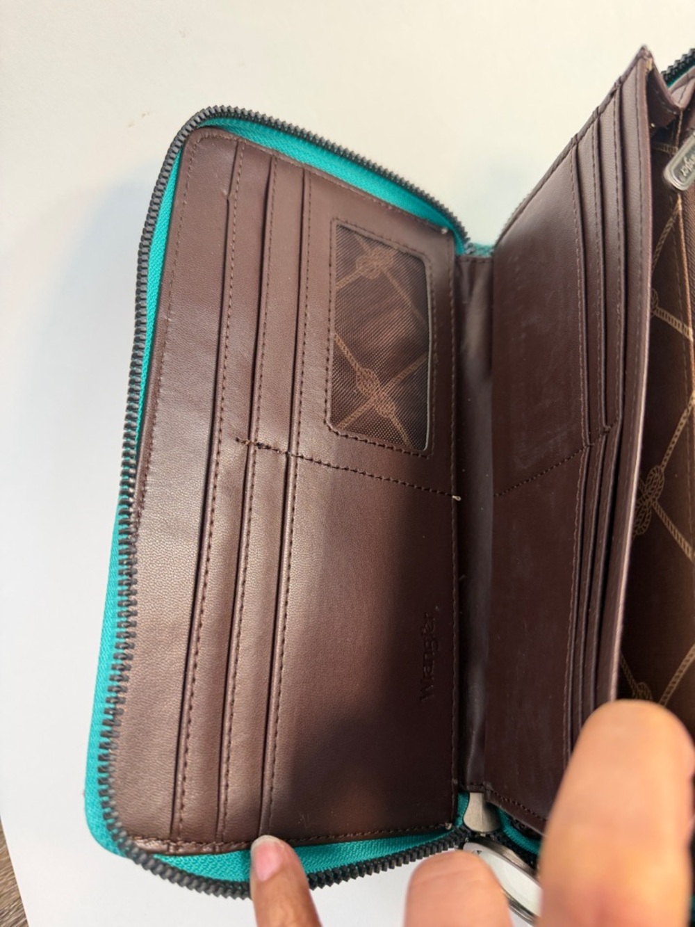 Wrangler Turquoise Embroidered Wallet with Brown Accents and Wristlet - Picture 5 of 6